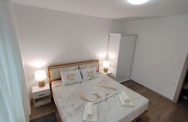 Apartments and pool Luminous - Photo 15