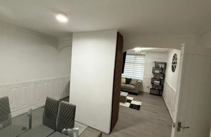 3 Bedroom Home Near Tube Station Easy London Access Peeams Abode Borehamwood - Foto 10