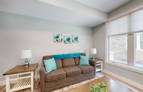 Cozy TC Bay Condo - Photo 5