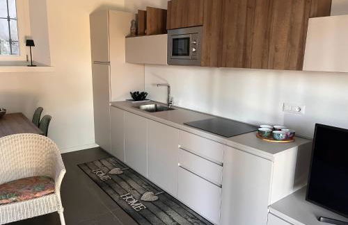 Villa Santa Chiara Lesa - appartamento vista lago con piscina - Foto 25