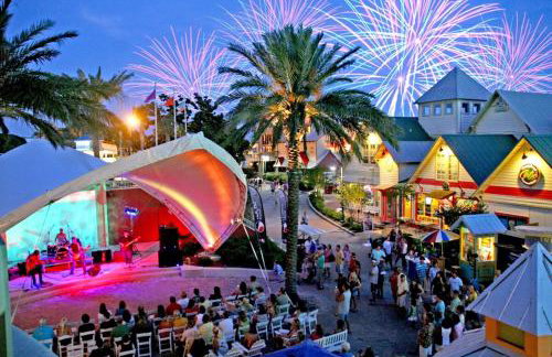 Breeze- New 2 blocks to beach - Sleeps 26 - Pool - Foto 32