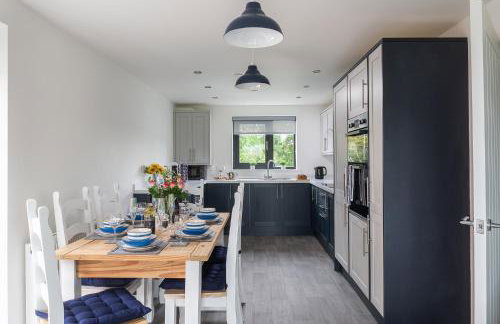 Spacious and modern family apartment, central and within walking distance to local amenities - Foto 6