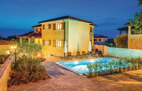 4 Bedroom Beautiful Home In Turcic - Foto 12