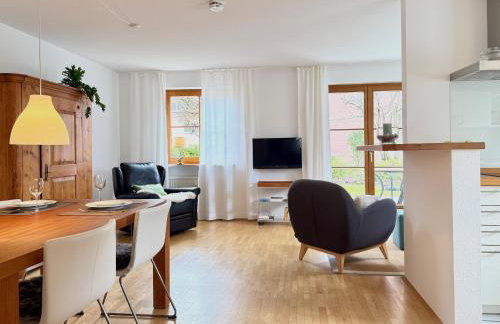 Ferienwohnung Im schönen Dorf - idyllische Lage mit Terrasse und Garten - Foto 2