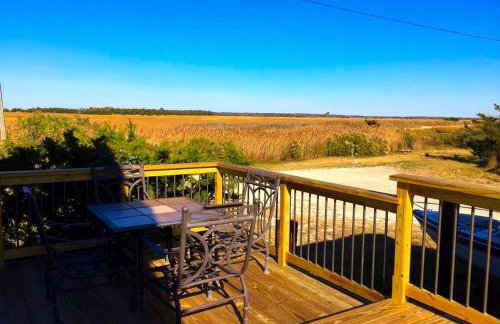 Pet-Friendly Cottage Rental with Stunning Decking on Delaware Bay, New Jersey - Foto 9