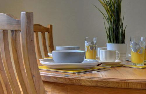 5 bedrooms, sleeps up to 16, secure parking space & comfort - Foto 41