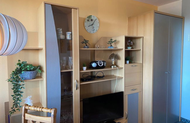 Complete Apartment With own Balcony - Photo 2