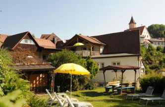 Apartment-Haus Gundelfinger - Foto 1