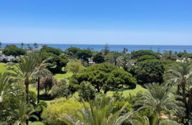 Coronado Apartment - Photo 10