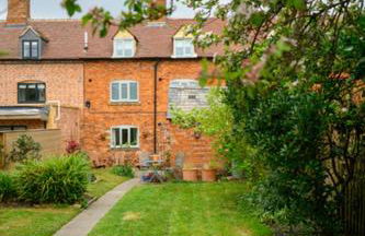 Pear Tree Cottage in the Cotswolds - Photo 46