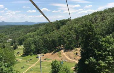 Hot Tub Luxe Retreat • Game Room • Lake • Bryce - Foto 49