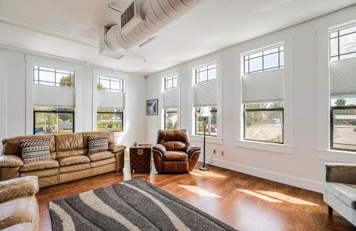 Modern Blaine Condo Rental Less Than 1 Mi to Boat Harbor! - Foto 5