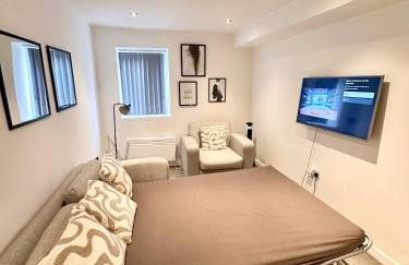 Cosy 2 Bed Apartment - Free Parking -Birmingham City Centre - Foto 5