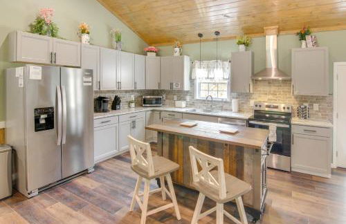 15 Mi to Pigeon River Rafting Newly Built Cabin! - Foto 11