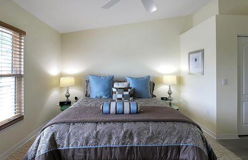 Well-appointed lakefront condo - Heritage Oaks County Club - Foto 25