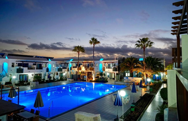 Apartamentos Plaza Azul - Photo 13