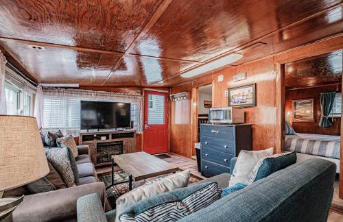 Camp S'Mores Lakefront Hot Tub Dogs stayFREE - Foto 45