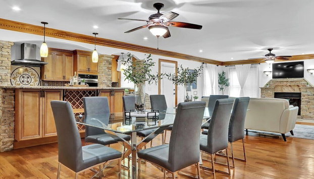 Big 6BR,4BA Home w 10-Car Parking for CrewsGrps - Foto 2, Quarto