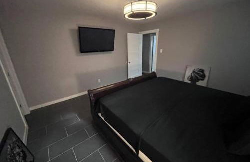 Cozy Escape WGameRoom HSWifi Aprox10Min to NRG - Foto 17