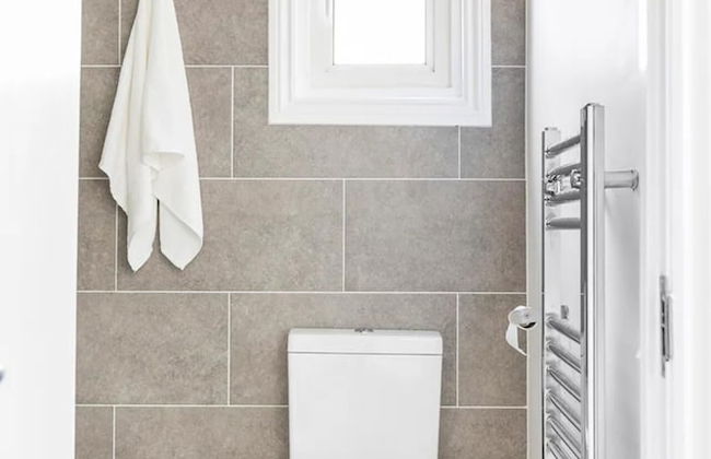 Charming 3-bed Apartment in London - Foto 39