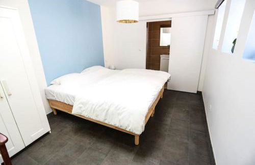 F3 80 m2 Longére plain pied au centre auxonne. - Foto 6