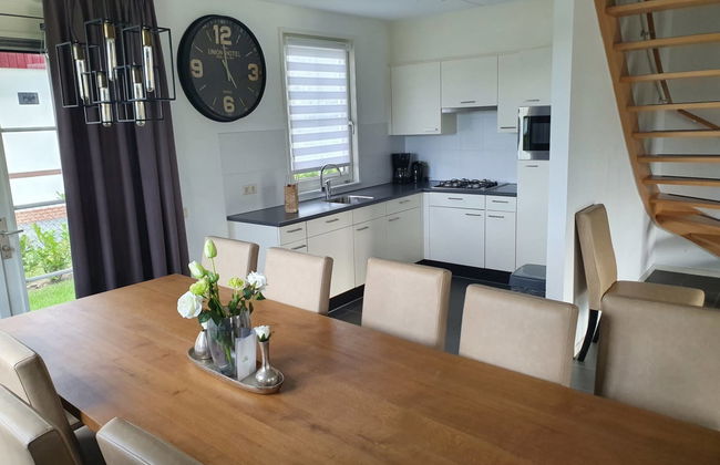 5 bedroom House in Susteren with swimming pool and terrace - Photo 4