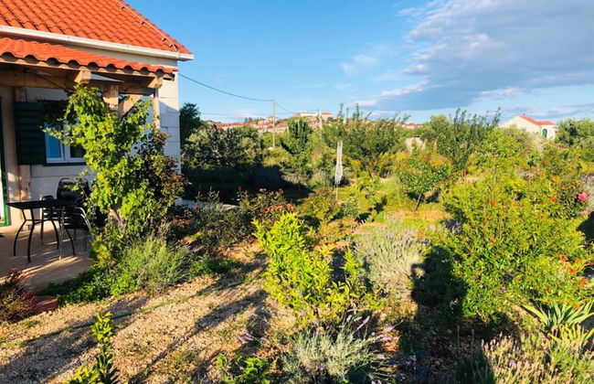 New Modern House in a Quiet Island Area w. Garden - Foto 23