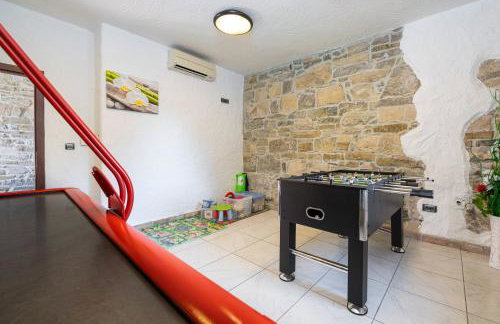 Villa Denis Village in Central Istria for 28 people pet friendly complex of 4 stone houses - Photo 18