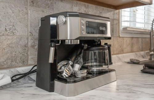 Cozy and stylish 3BR home in quiet neighborhood - Foto 14