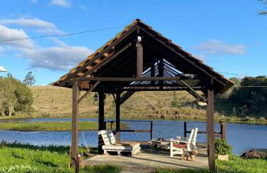 Um Chalé aconchegante no sítio em meio a natureza. - Foto 16