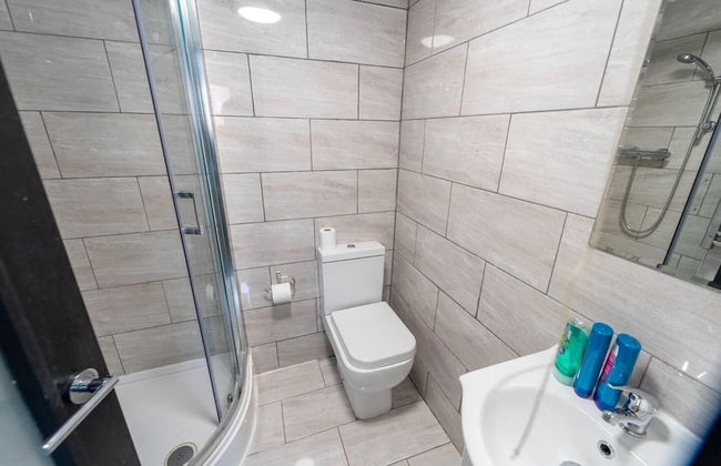 Stylish Studio for Short Term Near the City! - Photo 11