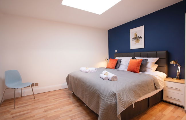 Rest & Recharge Regents CT 2bed Sleeps 7 - Foto 6