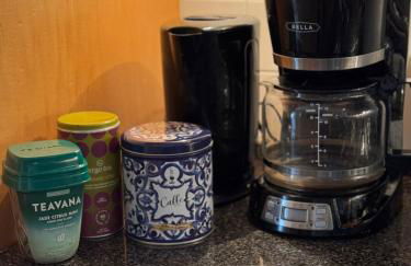 5 Bedroom Huge House in Best Location Parking Fireplace Back Yard - Foto 14