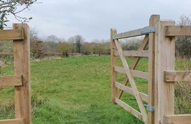 Beautiful 2 bedroom guest house with private pool in Lacock, Wiltshire - Foto 6