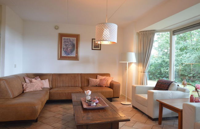 Peaceful Holiday Home in Lemele - Photo 8