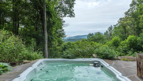 Blue Ridge Bliss Gorgeous home with hot tub & stunning views - Foto 2