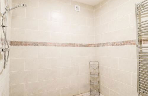 Hen Ysgubor Cottage - Photo 13