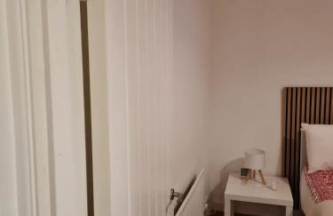 Ground Floor Maisonette Near St James St Overground Station - Foto 15