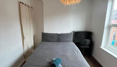 2 bedroom house in NG7 - Foto 4