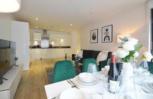Modern 2 Bedroom Apartment Steps from Vauxhall St - Foto 23