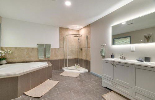 Game Room and Home Theater! Immaculate Poconos Lodge - Foto 21