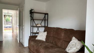 Cozy 3 Bed - Prime Location - Foto 2