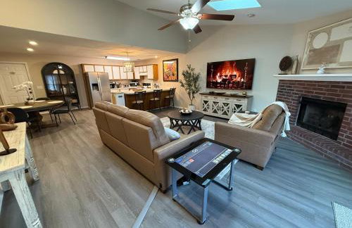 Fun & Comfort for 8 in Roger! King & Arcade Games - Foto 2