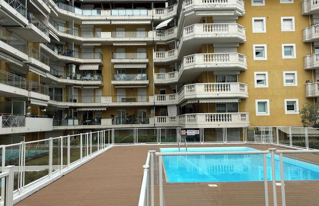 Charming Studio With Balcony & Pool -heart of Nice - Foto 9
