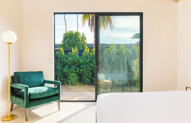 Blackhaus Suites by AvantStay – Modern Comfort in Downtown Palm Springs - Foto 13