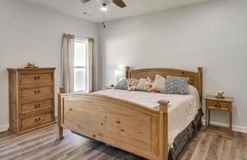 Tullahoma Whiskey Trail Base with Yard and Fire Pit - Foto 13