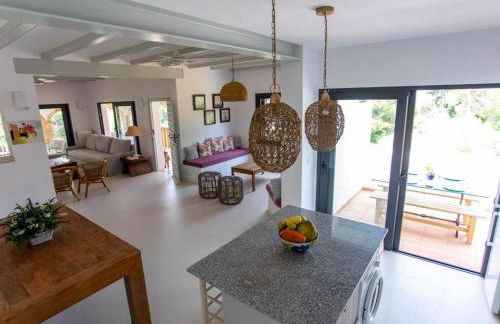 Bonita stay B Light Piscina climatizada, bbq, wifi - Foto 10