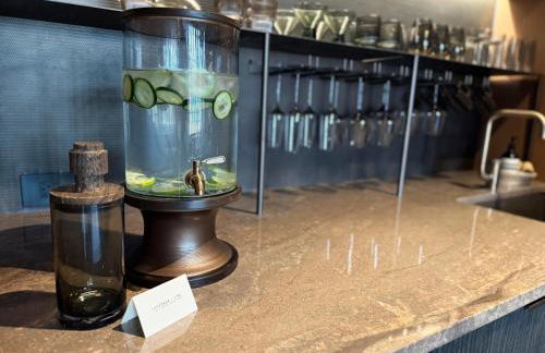 Curated Barrio Stay with Salt-Spun Magic Debut Mid March - Foto 16