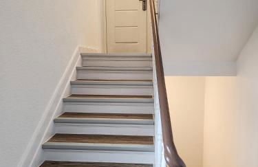 GELI Homes L1 - 2x Zimmer, 2x Kingsize Bett, 1 bis 4 Personen, Parkplatz, TV, Wifi, top Küche, Kaffee, Tee - Foto 33