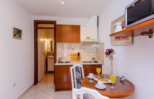 Apartments Nicol - Studio with Terrace - Foto 2